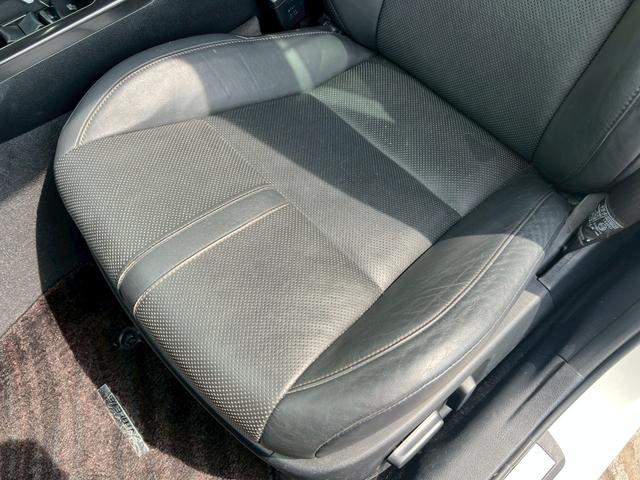 クラウンハイブリッド アスリートG サンルーフ メーカーオプション18インチアルミ 純正ナビ TV バックモニター ブラックレザーシート プリクラッシュセーフティ ETC プッシュボタンスタート 電動リアシェード パワーシート電格ミラー(62枚目)