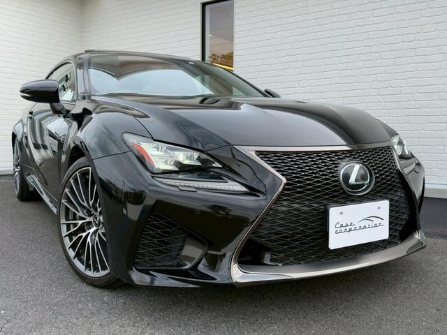 ＲＣ Ｆ ベースグレード　サンルーフ　赤革　１９インチアルミホイール　ブラインドスポットモニター　ＴＶＤ　レーダークルーズコントロール　プリクラッシュセーフティ　コーナーセンサー　シートヒーター／クーラー　ステアリングヒーター（10枚目）