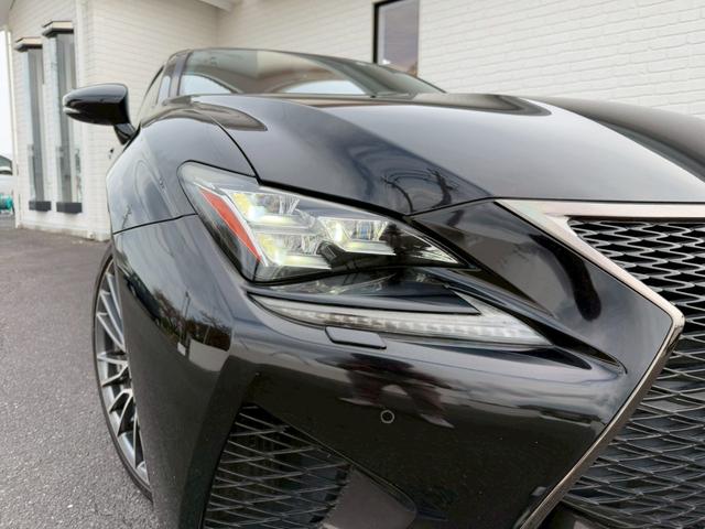 ＲＣ Ｆ ベースグレード　サンルーフ　赤革　１９インチアルミホイール　ブラインドスポットモニター　ＴＶＤ　レーダークルーズコントロール　プリクラッシュセーフティ　コーナーセンサー　シートヒーター／クーラー　ステアリングヒーター（16枚目）