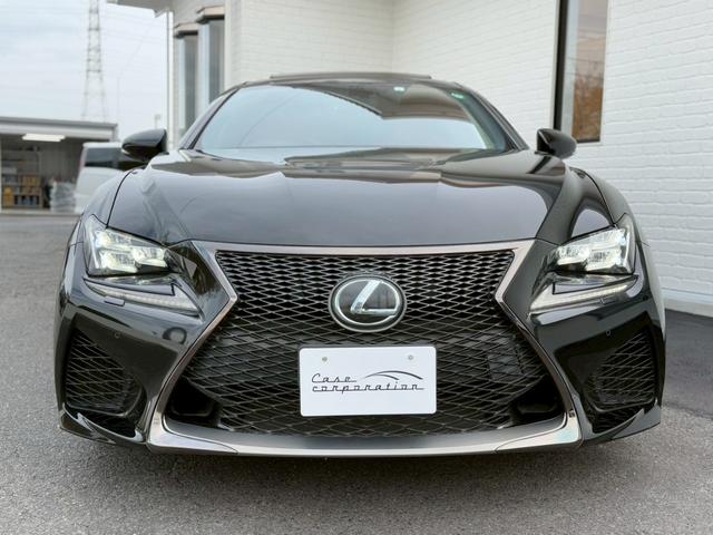 ＲＣ Ｆ ベースグレード　サンルーフ　赤革　１９インチアルミホイール　ブラインドスポットモニター　ＴＶＤ　レーダークルーズコントロール　プリクラッシュセーフティ　コーナーセンサー　シートヒーター／クーラー　ステアリングヒーター（21枚目）