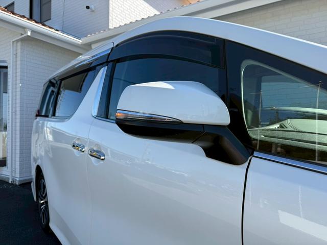 アルファード ２．５Ｓ　Ｃパッケージ　ツインムーンルーフ　デジタルインナーミラー　ブラインドスポットモニター　後席モニター　ＣＤ／ＤＶＤデッキ　フルセグＴＶ　ＥＴＣ２．０　３眼ＬＥＤヘッド　シートヒーター／クーラー　　ステアリングヒーター（19枚目）