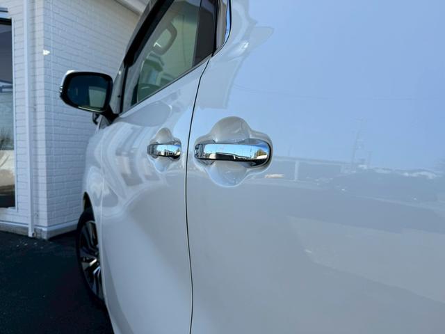 アルファード ２．５Ｓ　Ｃパッケージ　ツインムーンルーフ　デジタルインナーミラー　ブラインドスポットモニター　後席モニター　ＣＤ／ＤＶＤデッキ　フルセグＴＶ　ＥＴＣ２．０　３眼ＬＥＤヘッド　シートヒーター／クーラー　　ステアリングヒーター（30枚目）