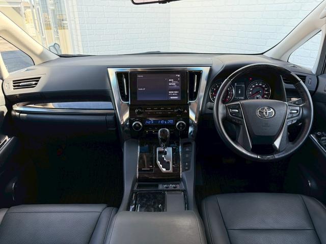 アルファード ２．５Ｓ　Ｃパッケージ　ツインムーンルーフ　デジタルインナーミラー　ブラインドスポットモニター　後席モニター　ＣＤ／ＤＶＤデッキ　フルセグＴＶ　ＥＴＣ２．０　３眼ＬＥＤヘッド　シートヒーター／クーラー　　ステアリングヒーター（36枚目）