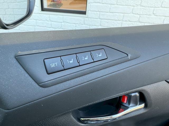 アルファード ２．５Ｓ　Ｃパッケージ　ツインムーンルーフ　デジタルインナーミラー　ブラインドスポットモニター　後席モニター　ＣＤ／ＤＶＤデッキ　フルセグＴＶ　ＥＴＣ２．０　３眼ＬＥＤヘッド　シートヒーター／クーラー　　ステアリングヒーター（58枚目）