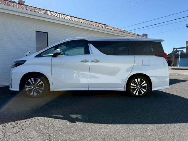 アルファード ２．５Ｓ　Ｃパッケージ　ツインムーンルーフ　デジタルインナーミラー　両側電動スライドドア　パワーバックドア　ブラインドスポットモニター　フルセグＴＶ　ＥＴＣ　ステアリングヒーター　シートヒーター　シートクーラー　パワーシート（34枚目）