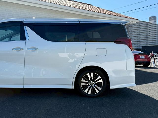 アルファード ２．５Ｓ　Ｃパッケージ　ツインムーンルーフ　デジタルインナーミラー　両側電動スライドドア　パワーバックドア　ブラインドスポットモニター　フルセグＴＶ　ＥＴＣ　ステアリングヒーター　シートヒーター　シートクーラー　パワーシート（35枚目）