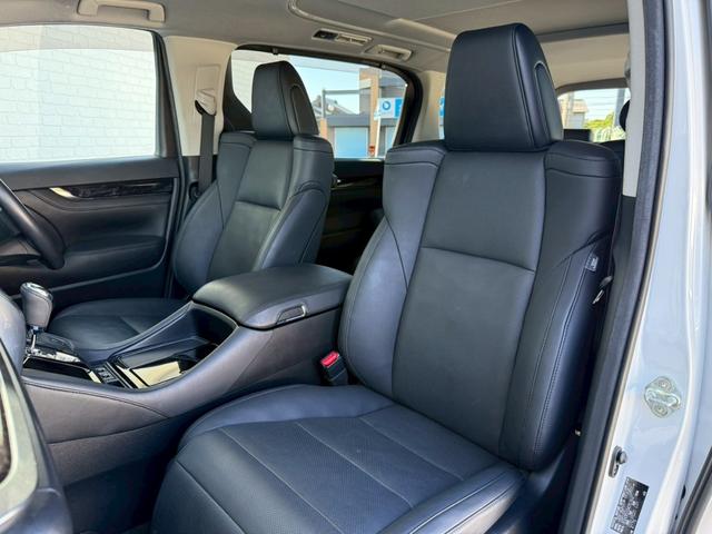 アルファード ２．５Ｓ　Ｃパッケージ　ツインムーンルーフ　デジタルインナーミラー　両側電動スライドドア　パワーバックドア　ブラインドスポットモニター　フルセグＴＶ　ＥＴＣ　ステアリングヒーター　シートヒーター　シートクーラー　パワーシート（62枚目）