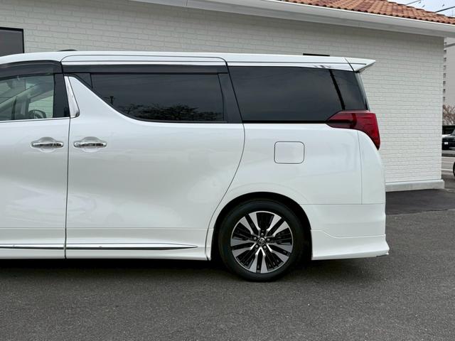 アルファード ２．５Ｓ　Ｃパッケージ　モデリスタエアロ（Ｆ／Ｓ／Ｒ）シグネチャーイルミ　サンルーフ　後席モニター　ＣＤ／ＤＶＤ　ＥＴＣ２．０　デジタルインナーミラー　前後ドラレコ　３眼ＬＥＤヘッドライト　両側電動スライドドア　スペアタイヤ（32枚目）