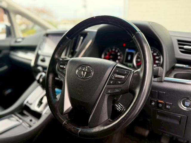 アルファード ２．５Ｓ　Ｃパッケージ　モデリスタエアロ（Ｆ／Ｓ／Ｒ）シグネチャーイルミ　サンルーフ　後席モニター　ＣＤ／ＤＶＤ　ＥＴＣ２．０　デジタルインナーミラー　前後ドラレコ　３眼ＬＥＤヘッドライト　両側電動スライドドア　スペアタイヤ（37枚目）