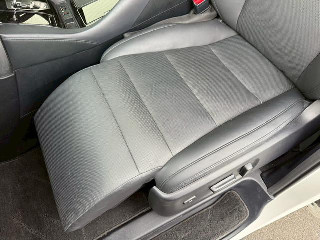 アルファード ２．５Ｓ　Ｃパッケージ　モデリスタエアロ（Ｆ／Ｓ／Ｒ）シグネチャーイルミ　サンルーフ　後席モニター　ＣＤ／ＤＶＤ　ＥＴＣ２．０　デジタルインナーミラー　前後ドラレコ　３眼ＬＥＤヘッドライト　両側電動スライドドア　スペアタイヤ（64枚目）