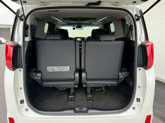 アルファード ２．５Ｓ　Ｃパッケージ　モデリスタエアロ（Ｆ／Ｓ／Ｒ）シグネチャーイルミ　サンルーフ　後席モニター　ＣＤ／ＤＶＤ　ＥＴＣ２．０　デジタルインナーミラー　前後ドラレコ　３眼ＬＥＤヘッドライト　両側電動スライドドア　スペアタイヤ（77枚目）