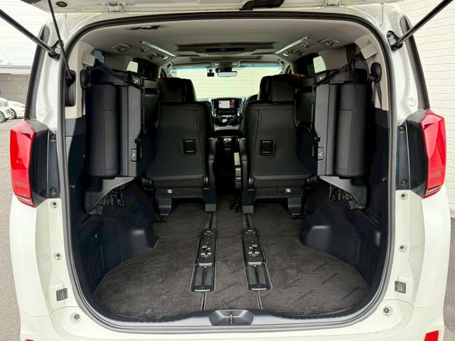 アルファード ２．５Ｓ　Ｃパッケージ　モデリスタエアロ（Ｆ／Ｓ／Ｒ）シグネチャーイルミ　サンルーフ　後席モニター　ＣＤ／ＤＶＤ　ＥＴＣ２．０　デジタルインナーミラー　前後ドラレコ　３眼ＬＥＤヘッドライト　両側電動スライドドア　スペアタイヤ（78枚目）