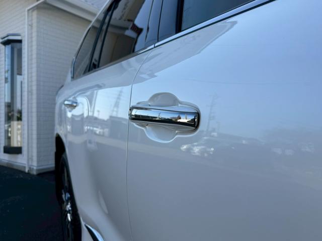 ＬＸ ＬＸ５７０ブラックシークエンス　モデリスタエアロ（Ｆ／Ｓ）　ＴＲＤエアロ（Ｆ／グリル）　クールボックス　茶革内装　サンルーフ　リアエンターテインメント　マークレビンソン　パノラミックビューモニター　８人乗り　ヘッドアップディスプレイ（16枚目）