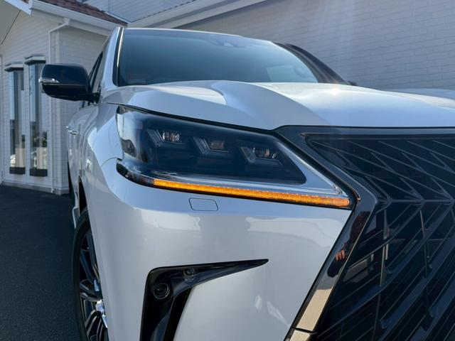 ＬＸ ＬＸ５７０ブラックシークエンス　モデリスタエアロ（Ｆ／Ｓ）　ＴＲＤエアロ（Ｆ／グリル）　クールボックス　茶革内装　サンルーフ　リアエンターテインメント　マークレビンソン　パノラミックビューモニター　８人乗り　ヘッドアップディスプレイ（18枚目）
