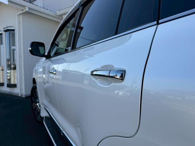 ＬＸ ＬＸ５７０ブラックシークエンス　モデリスタエアロ（Ｆ／Ｓ）　ＴＲＤエアロ（Ｆ／グリル）　クールボックス　茶革内装　サンルーフ　リアエンターテインメント　マークレビンソン　パノラミックビューモニター　８人乗り　ヘッドアップディスプレイ（27枚目）