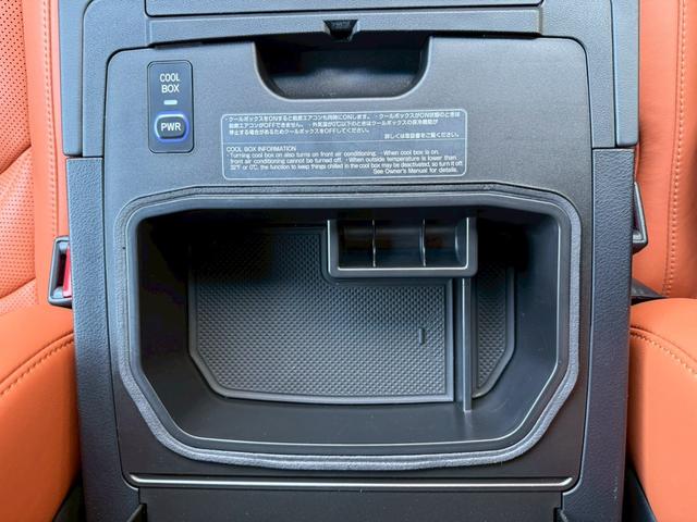 ＬＸ ＬＸ５７０ブラックシークエンス　モデリスタエアロ（Ｆ／Ｓ）　ＴＲＤエアロ（Ｆ／グリル）　クールボックス　茶革内装　サンルーフ　リアエンターテインメント　マークレビンソン　パノラミックビューモニター　８人乗り　ヘッドアップディスプレイ（50枚目）