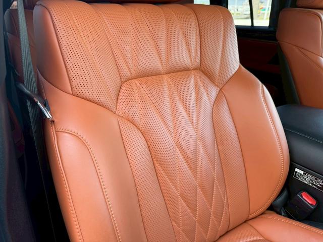 ＬＸ ＬＸ５７０ブラックシークエンス　モデリスタエアロ（Ｆ／Ｓ）　ＴＲＤエアロ（Ｆ／グリル）　クールボックス　茶革内装　サンルーフ　リアエンターテインメント　マークレビンソン　パノラミックビューモニター　８人乗り　ヘッドアップディスプレイ（52枚目）