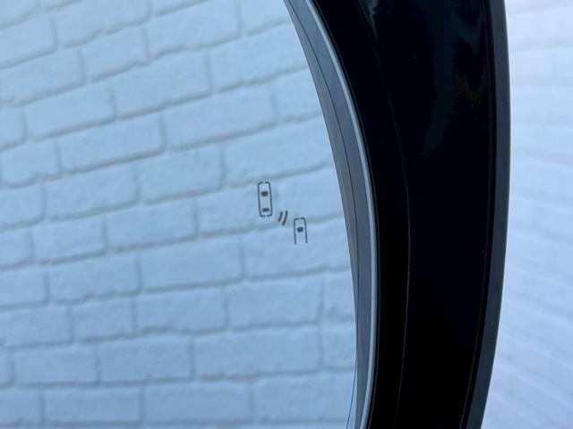 ＬＸ ＬＸ５７０ブラックシークエンス　モデリスタエアロ（Ｆ／Ｓ）　ＴＲＤエアロ（Ｆ／グリル）　クールボックス　茶革内装　サンルーフ　リアエンターテインメント　マークレビンソン　パノラミックビューモニター　８人乗り　ヘッドアップディスプレイ（56枚目）