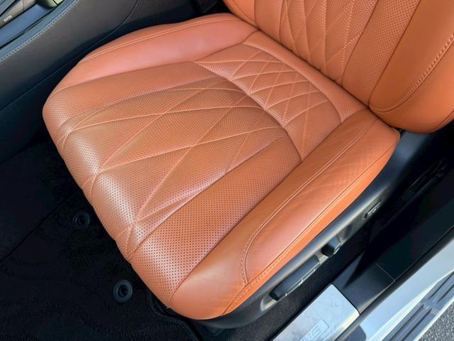 ＬＸ ＬＸ５７０ブラックシークエンス　モデリスタエアロ（Ｆ／Ｓ）　ＴＲＤエアロ（Ｆ／グリル）　クールボックス　茶革内装　サンルーフ　リアエンターテインメント　マークレビンソン　パノラミックビューモニター　８人乗り　ヘッドアップディスプレイ（60枚目）