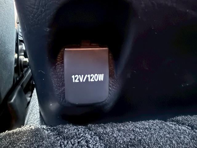 ＬＸ ＬＸ５７０ブラックシークエンス　モデリスタエアロ（Ｆ／Ｓ）　ＴＲＤエアロ（Ｆ／グリル）　クールボックス　茶革内装　サンルーフ　リアエンターテインメント　マークレビンソン　パノラミックビューモニター　８人乗り　ヘッドアップディスプレイ（75枚目）