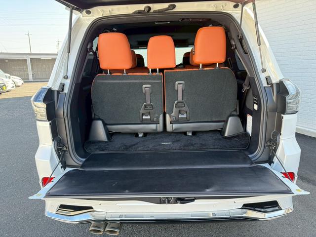 ＬＸ ＬＸ５７０ブラックシークエンス　モデリスタエアロ（Ｆ／Ｓ）　ＴＲＤエアロ（Ｆ／グリル）　クールボックス　茶革内装　サンルーフ　リアエンターテインメント　マークレビンソン　パノラミックビューモニター　８人乗り　ヘッドアップディスプレイ（76枚目）