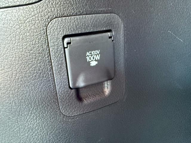 ＬＸ ＬＸ５７０ブラックシークエンス　モデリスタエアロ（Ｆ／Ｓ）　ＴＲＤエアロ（Ｆ／グリル）　クールボックス　茶革内装　サンルーフ　リアエンターテインメント　マークレビンソン　パノラミックビューモニター　８人乗り　ヘッドアップディスプレイ（79枚目）