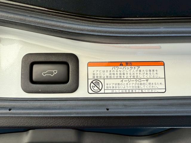 ＬＸ ＬＸ５７０ブラックシークエンス　モデリスタエアロ（Ｆ／Ｓ）　ＴＲＤエアロ（Ｆ／グリル）　クールボックス　茶革内装　サンルーフ　リアエンターテインメント　マークレビンソン　パノラミックビューモニター　８人乗り　ヘッドアップディスプレイ（80枚目）