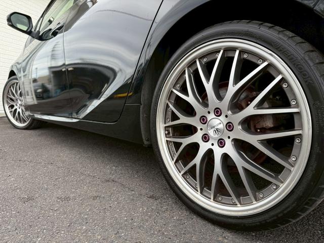 プリウス Ｓツーリングセレクション・ブラックエディション　アルパイン９インチナビ　フルセグＴＶ　バックモニター　トヨタセーフティセンス　レザーシート　シートヒーター　社外１９インチアルミホイール　４ＷＤ　クルーズコントロール　オートライト　ＥＴＣ　ド　ラレコ（30枚目）