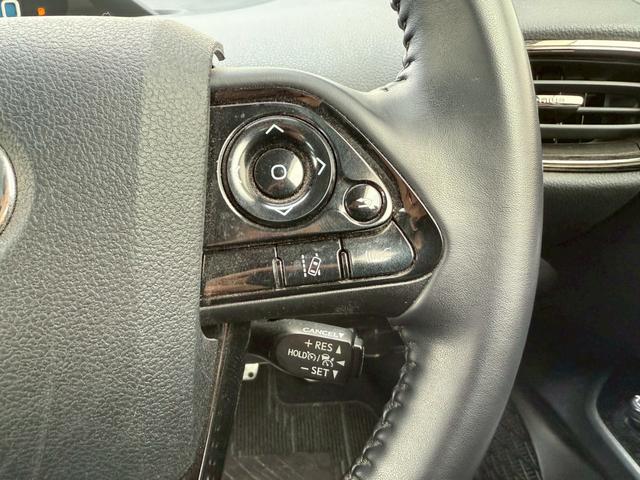 プリウス Ｓツーリングセレクション・ブラックエディション　アルパイン９インチナビ　フルセグＴＶ　バックモニター　トヨタセーフティセンス　レザーシート　シートヒーター　社外１９インチアルミホイール　４ＷＤ　クルーズコントロール　オートライト　ＥＴＣ　ド　ラレコ（43枚目）