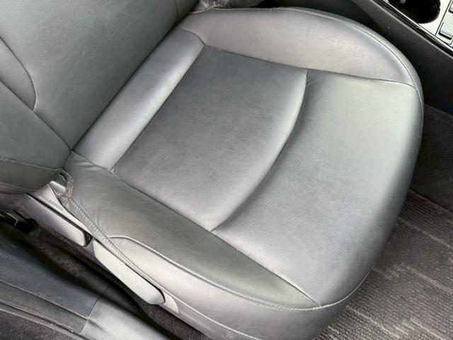 プリウス Ｓツーリングセレクション・ブラックエディション　アルパイン９インチナビ　フルセグＴＶ　バックモニター　トヨタセーフティセンス　レザーシート　シートヒーター　社外１９インチアルミホイール　４ＷＤ　クルーズコントロール　オートライト　ＥＴＣ　ド　ラレコ（57枚目）