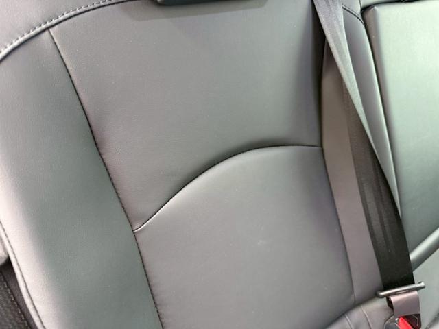 プリウス Ｓツーリングセレクション・ブラックエディション　アルパイン９インチナビ　フルセグＴＶ　バックモニター　トヨタセーフティセンス　レザーシート　シートヒーター　社外１９インチアルミホイール　４ＷＤ　クルーズコントロール　オートライト　ＥＴＣ　ド　ラレコ（66枚目）