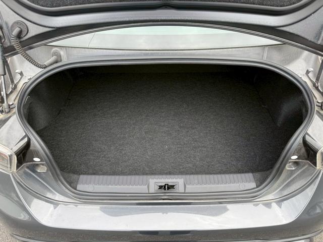 ８６ ＧＴリミテッド　ブラックパッケージ　Ｔｏｍ’ｓトムスエアロ　トムスマフラー　トムスステアリング　ＲＡＹＳ１８インチアルミホイール　ｂｒｅｍｂｏレッドブレーキキャリパー　ＢｕｄｄｙＣｌｕｂ　ＬＥＤテールランプ　ハーフレザーシート　ナビＴＶ（76枚目）