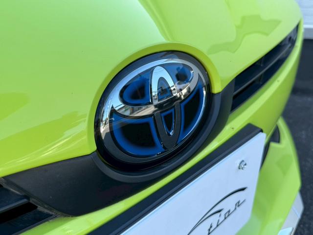 プリウス Ｓツーリングセレクション　モデリスタエアロ　純正７インチナビ　バックカメラ　ＥＴＣ　トヨタセーフティセンス　シートヒーター　クリアランスソナー　レーダークルーズコントロール　ＬＥＤヘッドライト　フルセグＴＶ　Ｂｌｕｅｔｏｏｔｈ（11枚目）