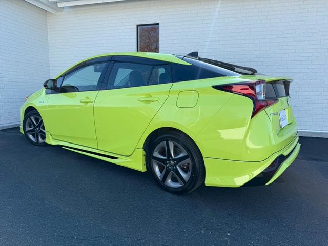 プリウス Ｓツーリングセレクション　モデリスタエアロ　純正７インチナビ　バックカメラ　ＥＴＣ　トヨタセーフティセンス　シートヒーター　クリアランスソナー　レーダークルーズコントロール　ＬＥＤヘッドライト　フルセグＴＶ　Ｂｌｕｅｔｏｏｔｈ（24枚目）