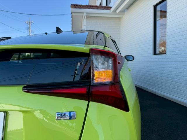 プリウス Ｓツーリングセレクション　モデリスタエアロ　純正７インチナビ　バックカメラ　ＥＴＣ　トヨタセーフティセンス　シートヒーター　クリアランスソナー　レーダークルーズコントロール　ＬＥＤヘッドライト　フルセグＴＶ　Ｂｌｕｅｔｏｏｔｈ（34枚目）