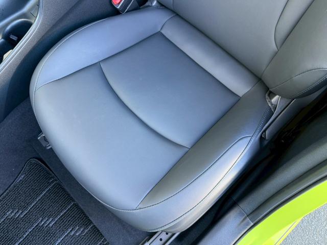 プリウス Ｓツーリングセレクション　モデリスタエアロ　純正７インチナビ　バックカメラ　ＥＴＣ　トヨタセーフティセンス　シートヒーター　クリアランスソナー　レーダークルーズコントロール　ＬＥＤヘッドライト　フルセグＴＶ　Ｂｌｕｅｔｏｏｔｈ（61枚目）