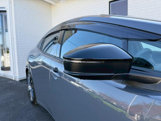 プリウス Ｚ　パノラマルーフ　デジタルインナーミラー　寒冷地仕様　ディスプレイオーディオｐｌｕｓ　パノラミックビューモニター　ステアリングヒーター　シートヒーター／クーラー　赤内装　パワーシート　　パワーバックドア（19枚目）