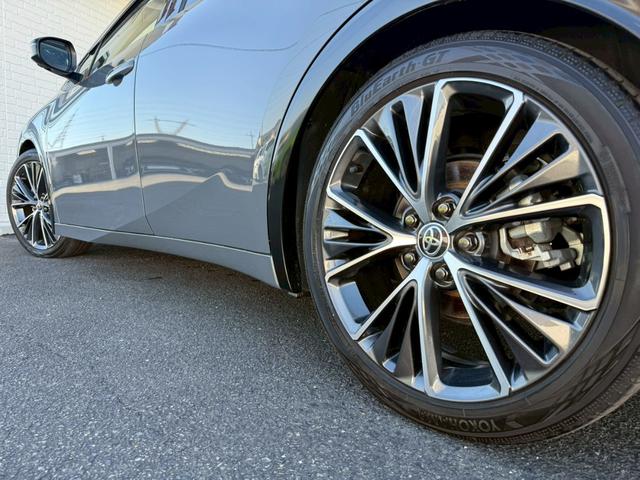 プリウス Ｚ　パノラマルーフ　デジタルインナーミラー　寒冷地仕様　ディスプレイオーディオｐｌｕｓ　パノラミックビューモニター　ステアリングヒーター　シートヒーター／クーラー　赤内装　パワーシート　　パワーバックドア（27枚目）