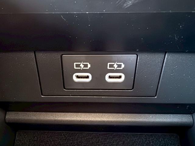 プリウス Ｚ　パノラマルーフ　デジタルインナーミラー　寒冷地仕様　ディスプレイオーディオｐｌｕｓ　パノラミックビューモニター　ステアリングヒーター　シートヒーター／クーラー　赤内装　パワーシート　　パワーバックドア（54枚目）