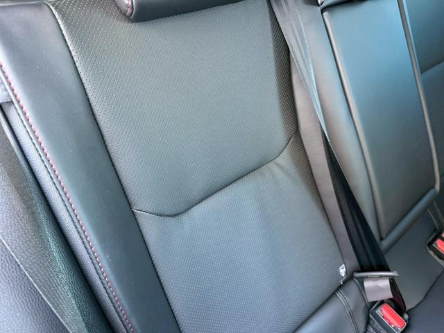 プリウス Ｚ　パノラマルーフ　デジタルインナーミラー　寒冷地仕様　ディスプレイオーディオｐｌｕｓ　パノラミックビューモニター　ステアリングヒーター　シートヒーター／クーラー　赤内装　パワーシート　　パワーバックドア（67枚目）