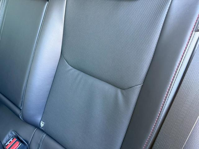 プリウス Ｚ　パノラマルーフ　デジタルインナーミラー　寒冷地仕様　ディスプレイオーディオｐｌｕｓ　パノラミックビューモニター　ステアリングヒーター　シートヒーター／クーラー　赤内装　パワーシート　　パワーバックドア（71枚目）