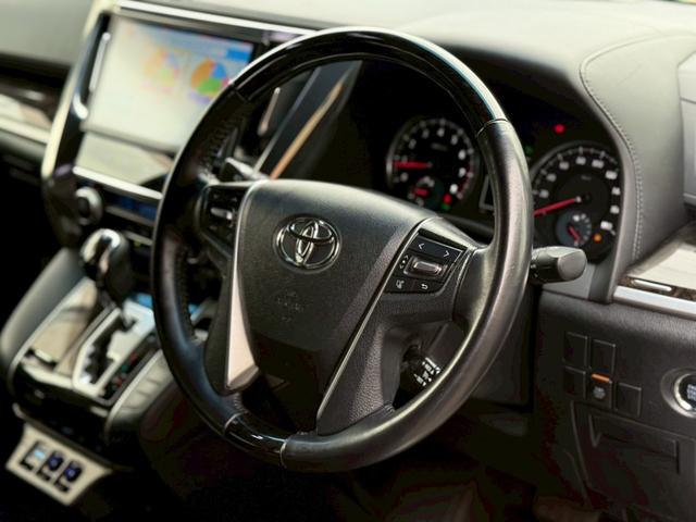 ヴェルファイア ２．５Ｚ　Ａエディション　ゴールデンアイズ　純正１０インチナビ　後席モニター　バックカメラ　ＴＶ　両側電動スライドドア　パワーバックドア　ＬＥＤヘッドライト　ＬＥＤルームランプ　社外シーケンシャルウインカー　ＥＴＣ　レーダークルーズコントロール（41枚目）