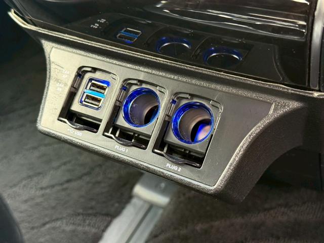 ヴェルファイア ２．５Ｚ　Ａエディション　ゴールデンアイズ　純正１０インチナビ　後席モニター　バックカメラ　ＴＶ　両側電動スライドドア　パワーバックドア　ＬＥＤヘッドライト　ＬＥＤルームランプ　社外シーケンシャルウインカー　ＥＴＣ　レーダークルーズコントロール（53枚目）