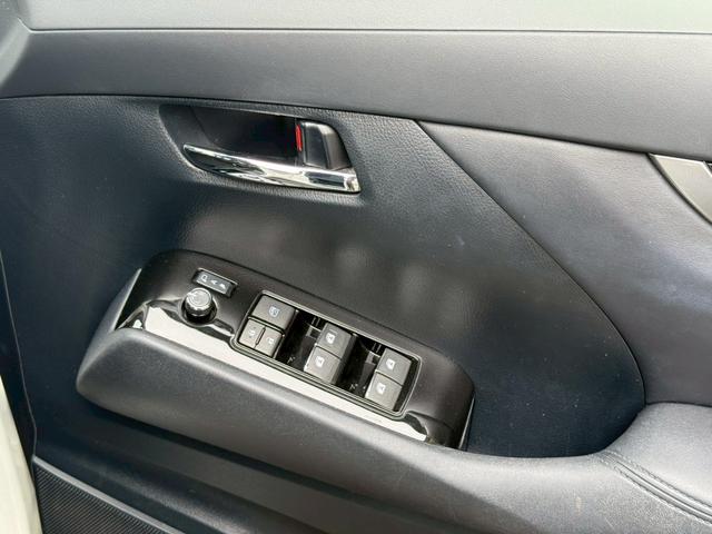 ヴェルファイア ２．５Ｚ　Ａエディション　ゴールデンアイズ　純正１０インチナビ　後席モニター　バックカメラ　ＴＶ　両側電動スライドドア　パワーバックドア　ＬＥＤヘッドライト　ＬＥＤルームランプ　社外シーケンシャルウインカー　ＥＴＣ　レーダークルーズコントロール（60枚目）