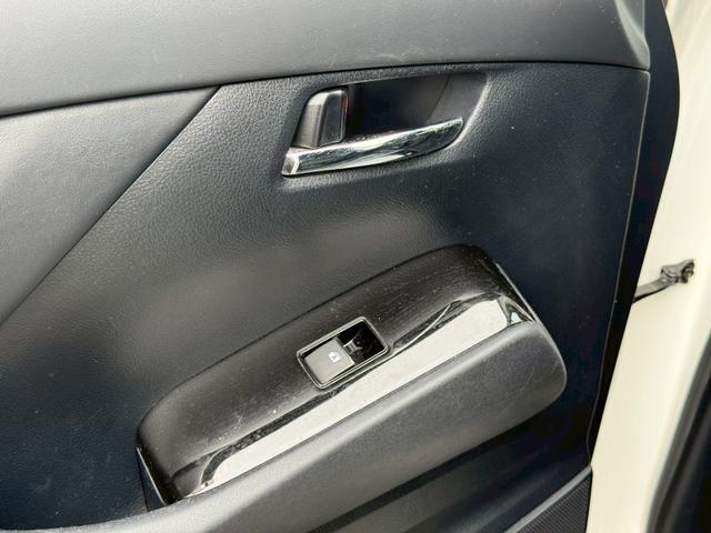 ヴェルファイア ２．５Ｚ　Ａエディション　ゴールデンアイズ　純正１０インチナビ　後席モニター　バックカメラ　ＴＶ　両側電動スライドドア　パワーバックドア　ＬＥＤヘッドライト　ＬＥＤルームランプ　社外シーケンシャルウインカー　ＥＴＣ　レーダークルーズコントロール（66枚目）