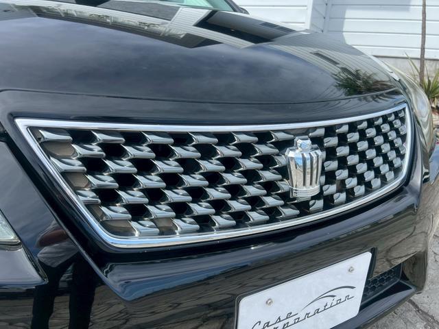 クラウン アスリート　スペシャルナビパッケージ　メーカーナビ　バックカメラ　ＥＴＣ　シートカバー　プッシュボタンスタート　サイドエアバッグ　盗難防止装置　オートクルーズ　オートエアコン　ＥＴＣ付き　エアバッグ　衝突安全ボディ　ＤＶＤ再生　ＨＤＤナビ（11枚目）