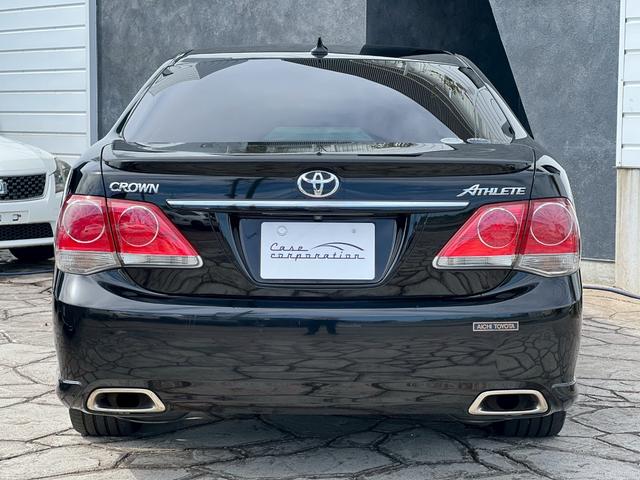 クラウン アスリート　スペシャルナビパッケージ　メーカーナビ　バックカメラ　ＥＴＣ　シートカバー　プッシュボタンスタート　サイドエアバッグ　盗難防止装置　オートクルーズ　オートエアコン　ＥＴＣ付き　エアバッグ　衝突安全ボディ　ＤＶＤ再生　ＨＤＤナビ（35枚目）