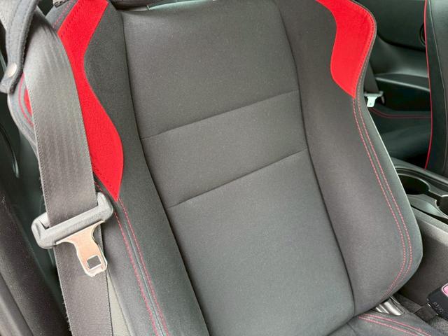 ８６ ＧＴ　純正７インチナビ　バックカメラ　ＥＴＣ　ＴＶ　ディスチャージライト　オートエアコン　オートライト　スマートキー　プッシュボタンスタート　純正１７インチアルミホイール　　ＭＴ車　　スペアキー　　ドラレコ（56枚目）