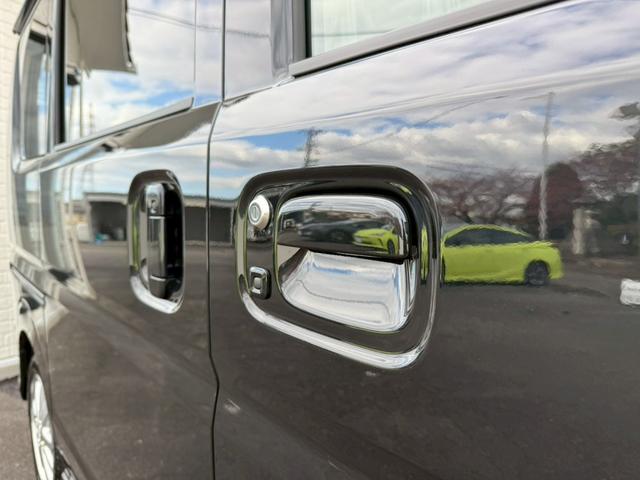 エブリイワゴン ＰＺターボスペシャル　届出済未使用車　純正ディスプレイオーディオ　バックカメラ　オートステップ　両側電動スライド　シートヒーター　スズキセーフティサポート　オートライト　ブッシュボタンスタート　ＵＳＢ　ステアリングリモコン（16枚目）