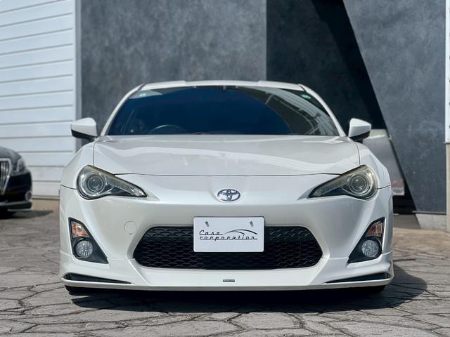 ８６ ＧＴ　純正ナビ　ＴＶ　純正１７インチＡＷ　モデリスタエアロ（Ｆ．Ｓ．Ｒ）　６速ＭＴ　５Ｚｉｇｅｎマフラー　スマートキー　純正革巻きステアリング　Ｂｌｕｅｔｏｏｔｈ　ＥＴＣ　デジタルインナーミラー（6枚目）